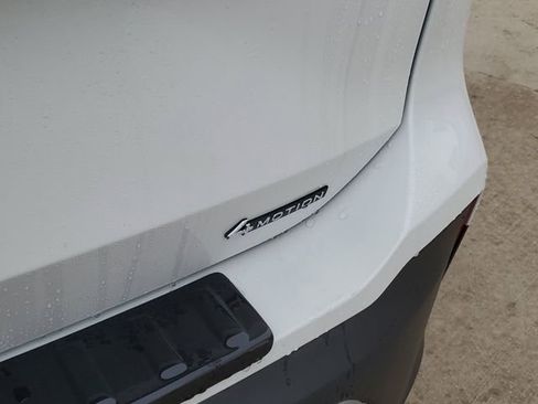 New 2026 Volkswagen Tiguan SE image 8