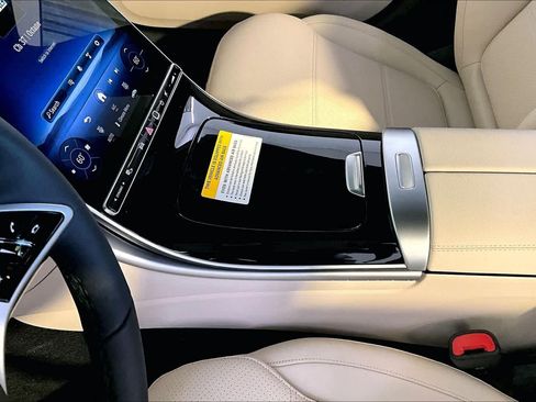 New 2026 Mercedes-Benz C 300 4MATIC Sedan image 10