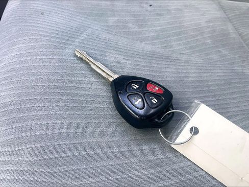 Used 2011 Toyota Corolla LE image 14