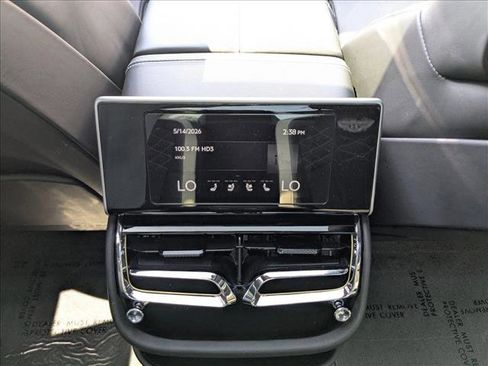 Used 2024 Bentley Flying Spur W12 AWD/4WD image 20