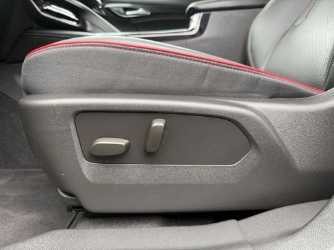 Used 2023 Buick Envision Essence w/ Sport Touring Package FWD image 20