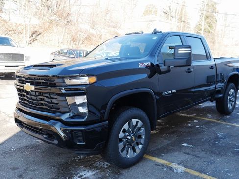 New 2026 Chevrolet Silverado 2500 Custom image 4