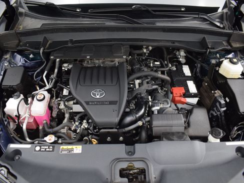 Used 2024 Toyota Grand Highlander AWD image 9