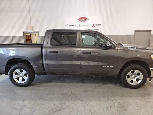Used 2023 RAM 1500 Big Horn AWD/4WD image 3