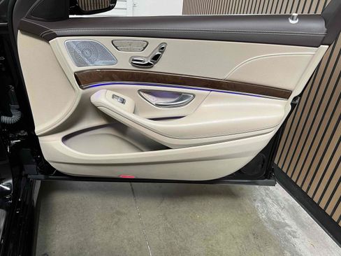 Used 2015 Mercedes-Benz S 550 Sedan image 44
