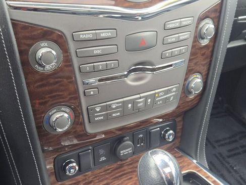 Used 2019 Nissan Armada Platinum w/ Captain's Chairs Package image 29