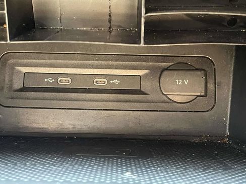 Used 2022 Volkswagen Atlas SE w/ Black Wheel Package AWD/4WD image 24