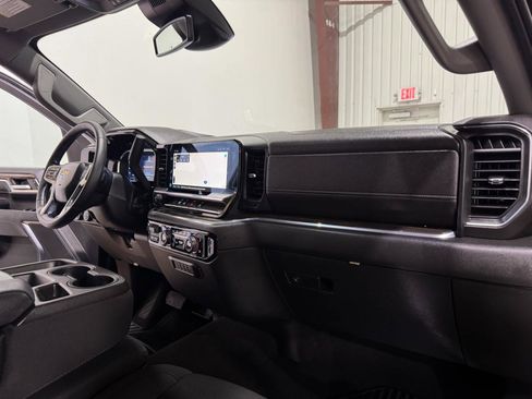 Used 2024 Chevrolet Silverado 3500 LT w/ Convenience Package AWD/4WD image 11