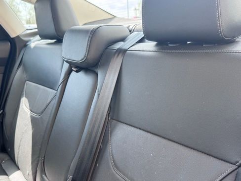 Used 2017 Ford Focus Titanium image 10