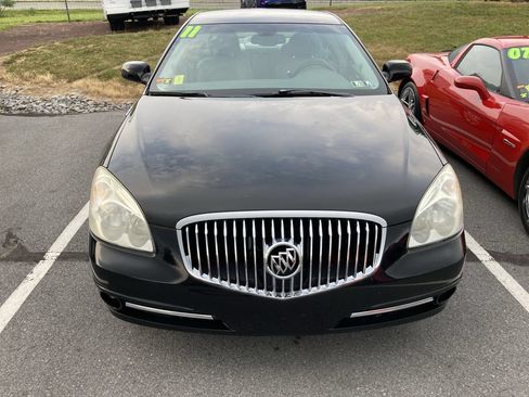 Used 2011 Buick Lucerne CXL w/ Driver Confidence Package FWD image 2