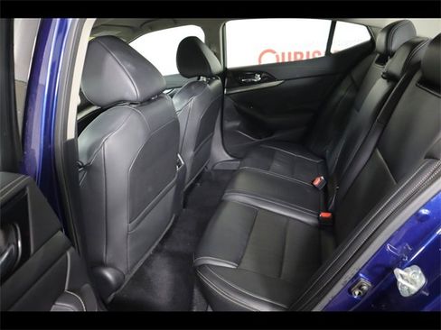 Used 2020 Nissan Maxima 3.5 SV w/ Floor Mat Group image 16