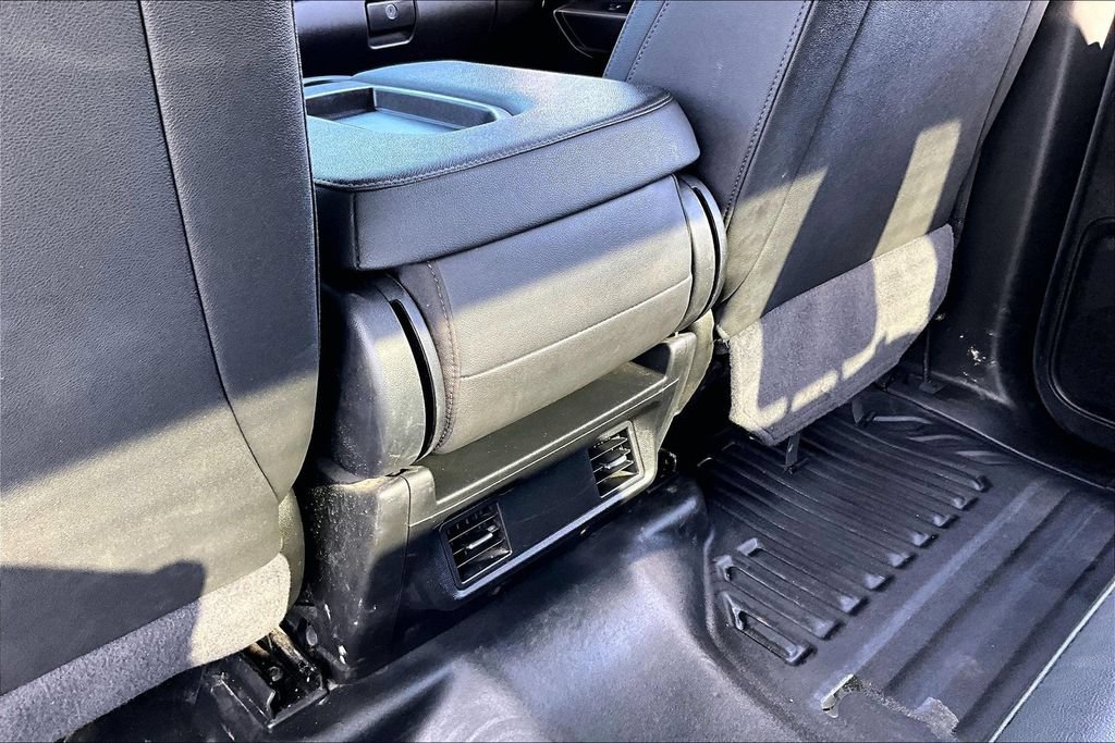 Used 2025 Chevrolet Silverado 3500 W/T AWD/4WD image 25