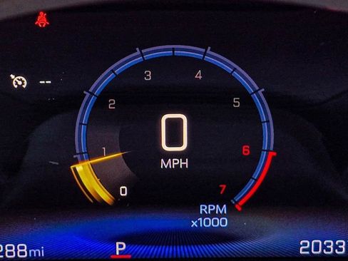 Certified 2025 Chevrolet Trax LT image 22