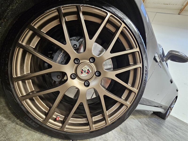 Used 2013 Porsche Panamera S RWD image 5