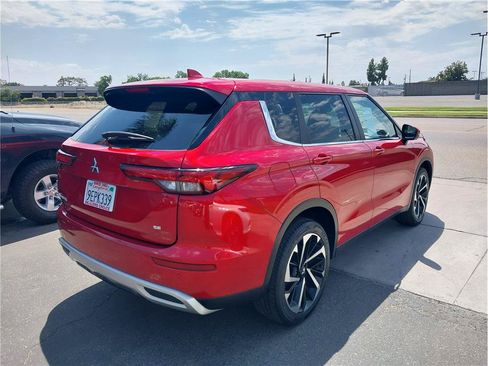 Used 2022 Mitsubishi Outlander SE FWD image 5