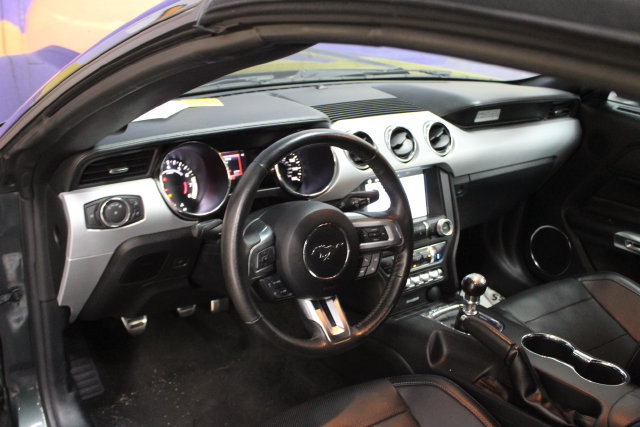 Used 2016 Ford Mustang Premium RWD image 12