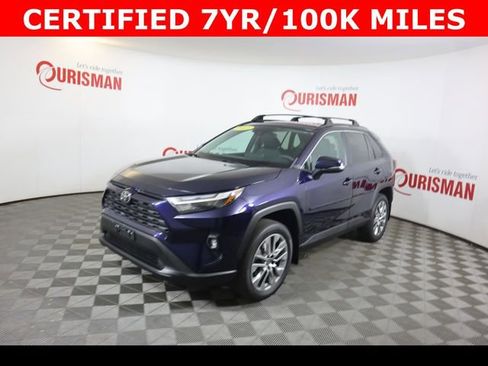 Used 2023 Toyota RAV4 XLE Premium AWD/4WD image 4