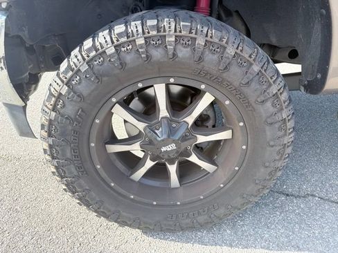 Used 2017 Ford F250 Lariat w/ Lariat Ultimate Package AWD/4WD image 9