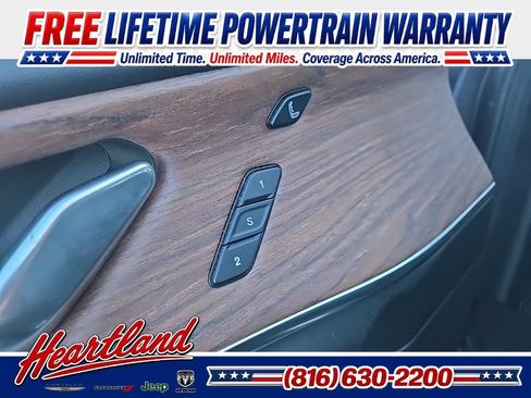 Used 2025 Jeep Grand Cherokee Summit AWD/4WD image 31