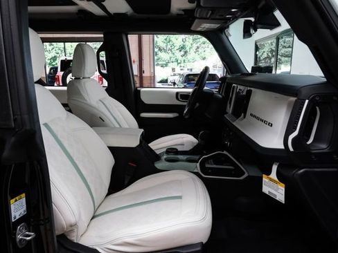 Used 2025 Ford Bronco Heritage Edition image 68