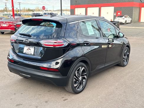 Used 2023 Chevrolet Bolt LT image 7