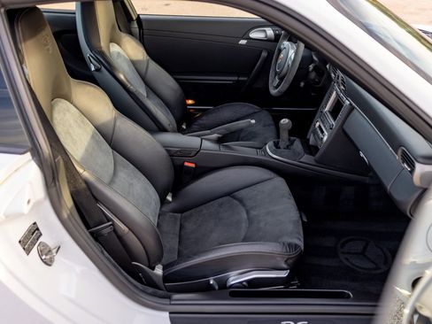 Used 2007 Porsche 911 GT3 RS image 15