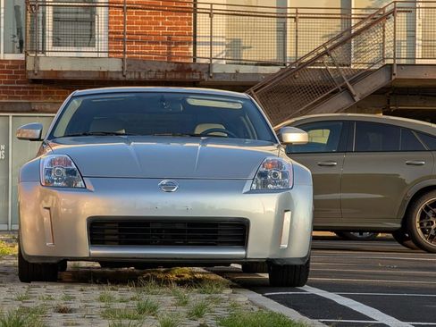 Used 2003 Nissan 350Z Touring image 5