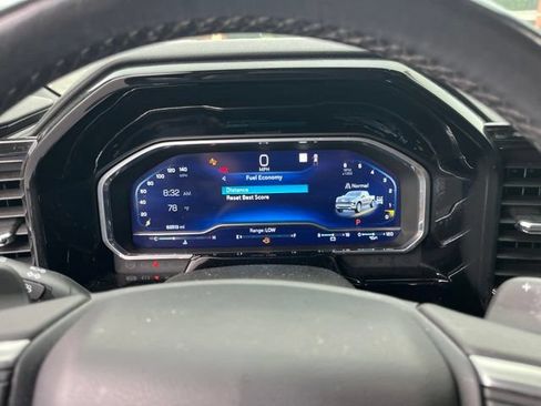 Used 2022 Chevrolet Silverado 1500 LTZ AWD/4WD image 21