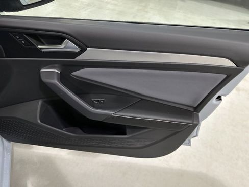 New 2026 Volkswagen Jetta SE FWD image 38