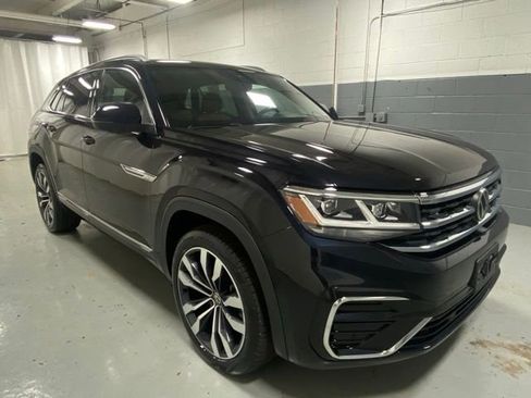 Used 2022 Volkswagen Atlas Cross Sport SEL Premium R-Line AWD/4WD image 4
