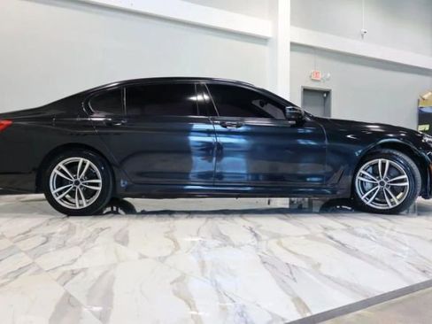 Used 2016 BMW 750i xDrive AWD/4WD image 5