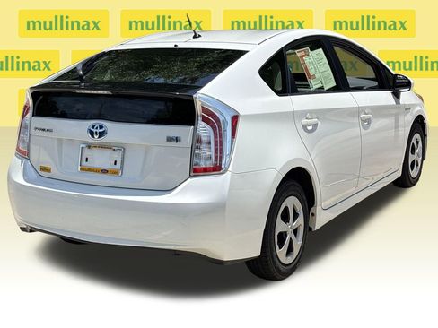 Used 2014 Toyota Prius Two FWD image 4