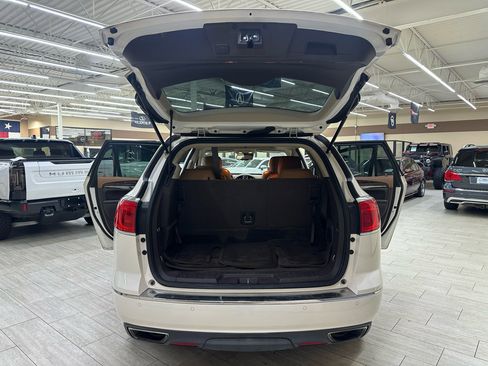 Used 2015 Buick Enclave Leather image 13
