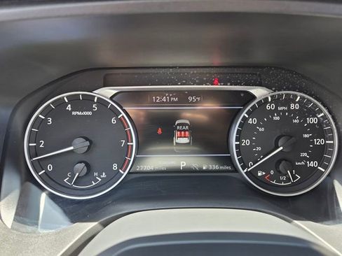 Used 2025 Nissan Rogue SV FWD image 21