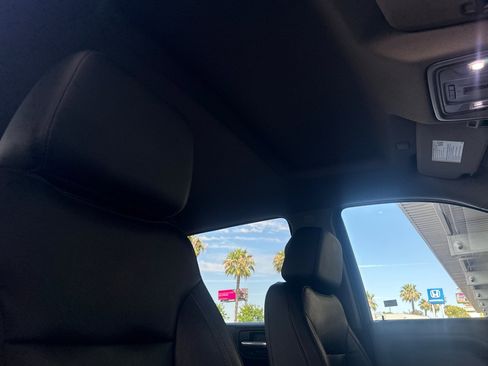 Used 2020 Chevrolet Silverado 1500 LT Trail Boss AWD/4WD image 15