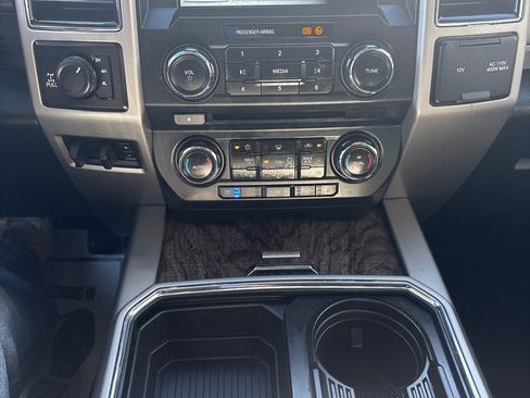 Used 2018 Ford F250 Lariat w/ Lariat Value Package image 14