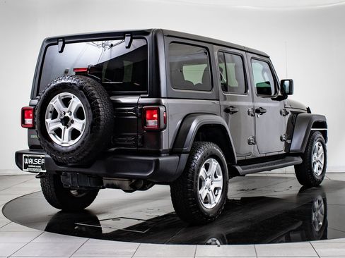 Used 2021 Jeep Wrangler Unlimited Sport image 10