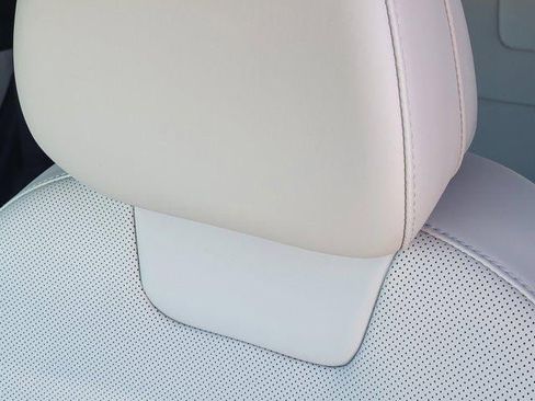 New 2025 Hyundai Tucson SEL image 17