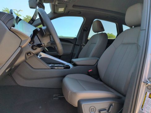 Used 2026 Audi Q5 Premium Plus AWD/4WD image 16