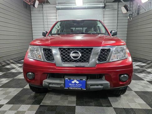 Used 2019 Nissan Frontier SV image 3