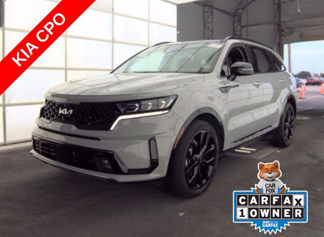 Certified 2023 Kia Sorento SX FWD image 1