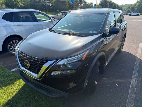 Used 2021 Nissan Rogue S AWD/4WD image 2