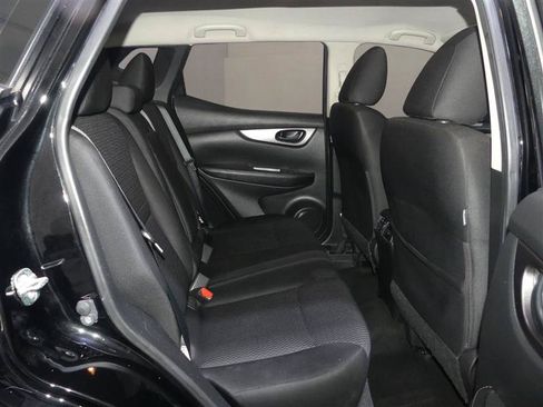 Used 2019 Nissan Rogue Sport S AWD/4WD image 28