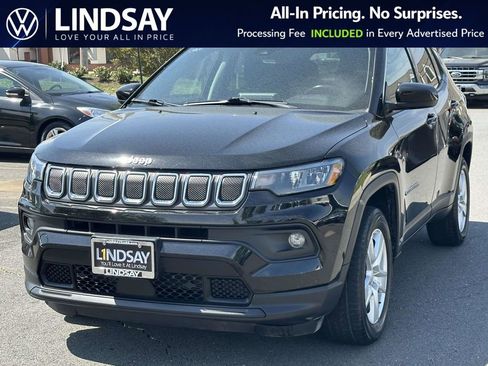 Used 2022 Jeep Compass Latitude w/ Convenience Group image 4