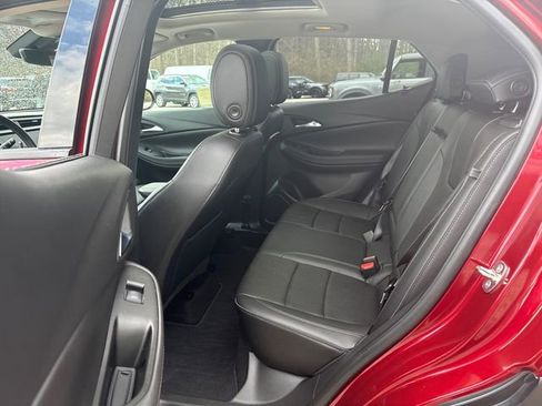 Used 2022 Buick Encore GX Essence w/ Advanced Technology Package FWD image 17