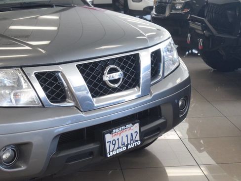 Used 2016 Nissan Frontier SV w/ SV Value Truck Package RWD image 4