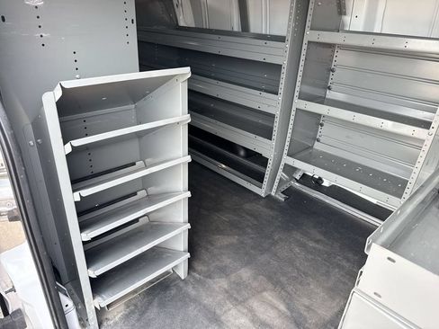 Used 2019 Ford Transit 150 148 Low Roof RWD image 17
