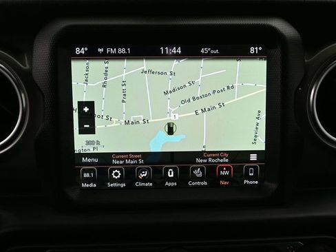 Used 2023 Jeep Wrangler Sahara w/ Cold Weather Group image 13