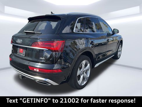 Used 2023 Audi Q5 2.0T Prestige w/ Prestige Package image 5