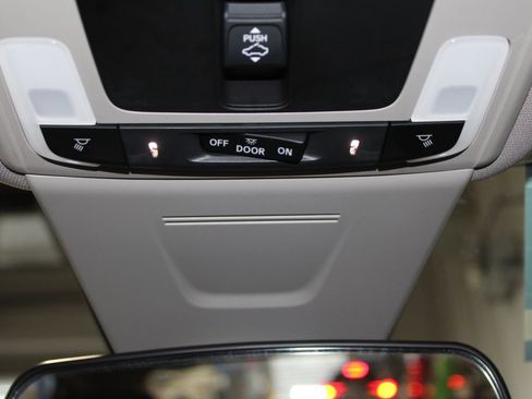 Used 2024 Honda Civic EX image 37